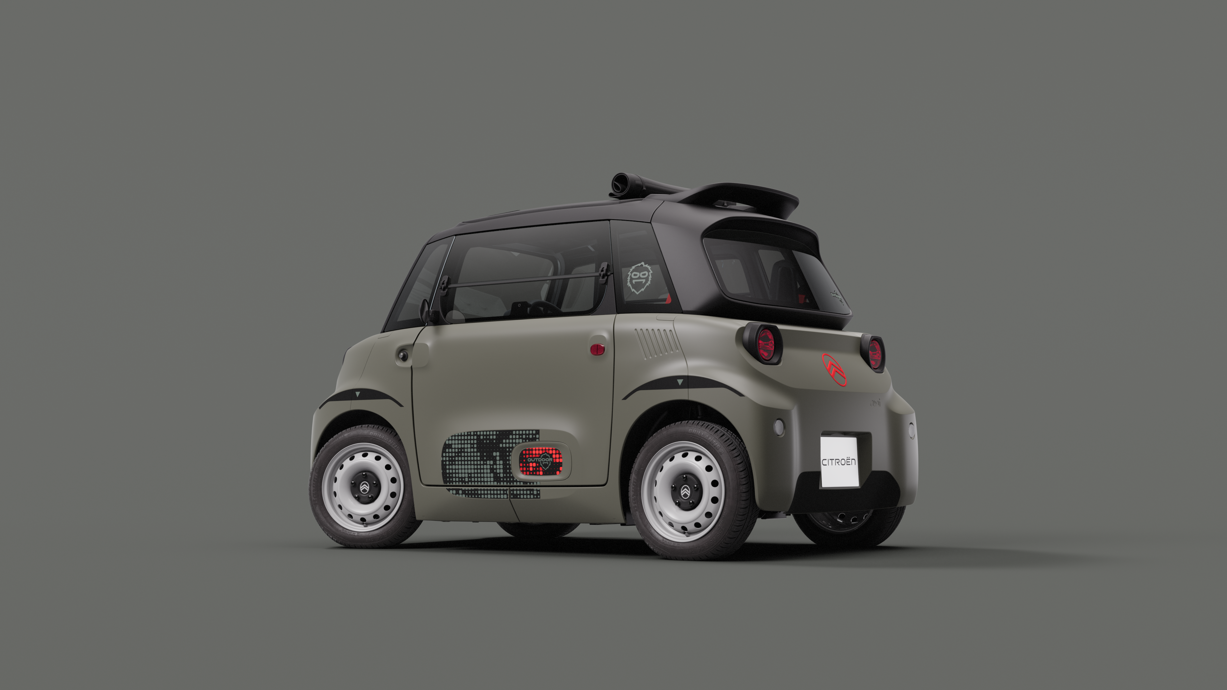 Vue de profil de Citroën Ami Outdoor avec toit ouvert et stickers spécifiques présentant un véhicule urbain électrique agile pour les déplacements quotidiens