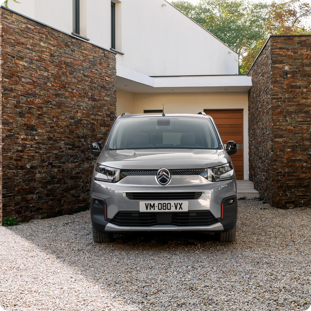 Frontview Berlingo benadrukt ADAS-technologie die veiligheid, zichtbaarheid, comfort en zelfverzekerde dagelijkse rijondersteuning verbetert