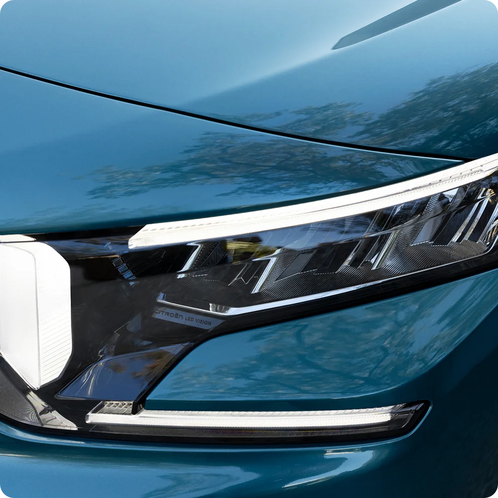 Vue de détail de façade Berlingo mettant en avant un design moderne affirmé, la sécurité, la qualité et un caractère contemporain assuré
