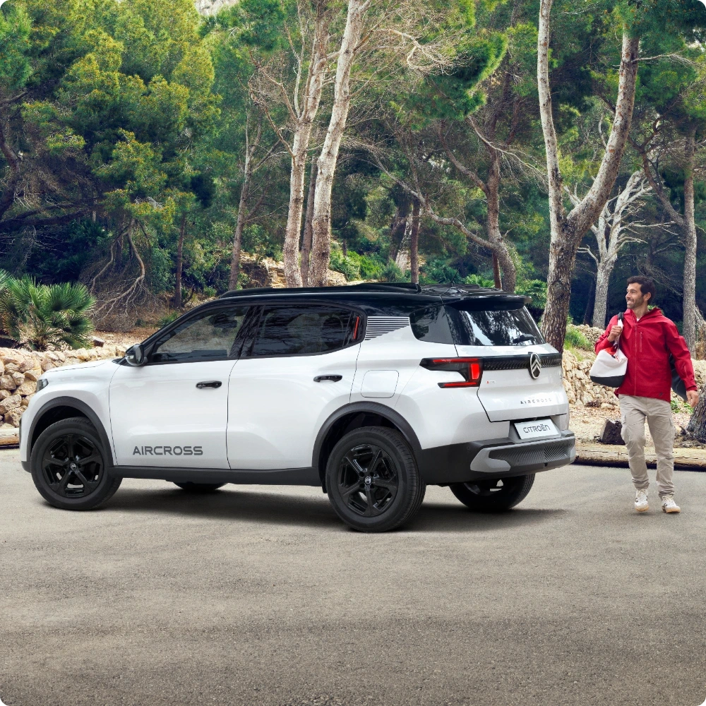 Front three‑quarter view of Citroën ë‑C3 Aircross electric SUV highlighting extended range for confident, efficient and affordable mobility.