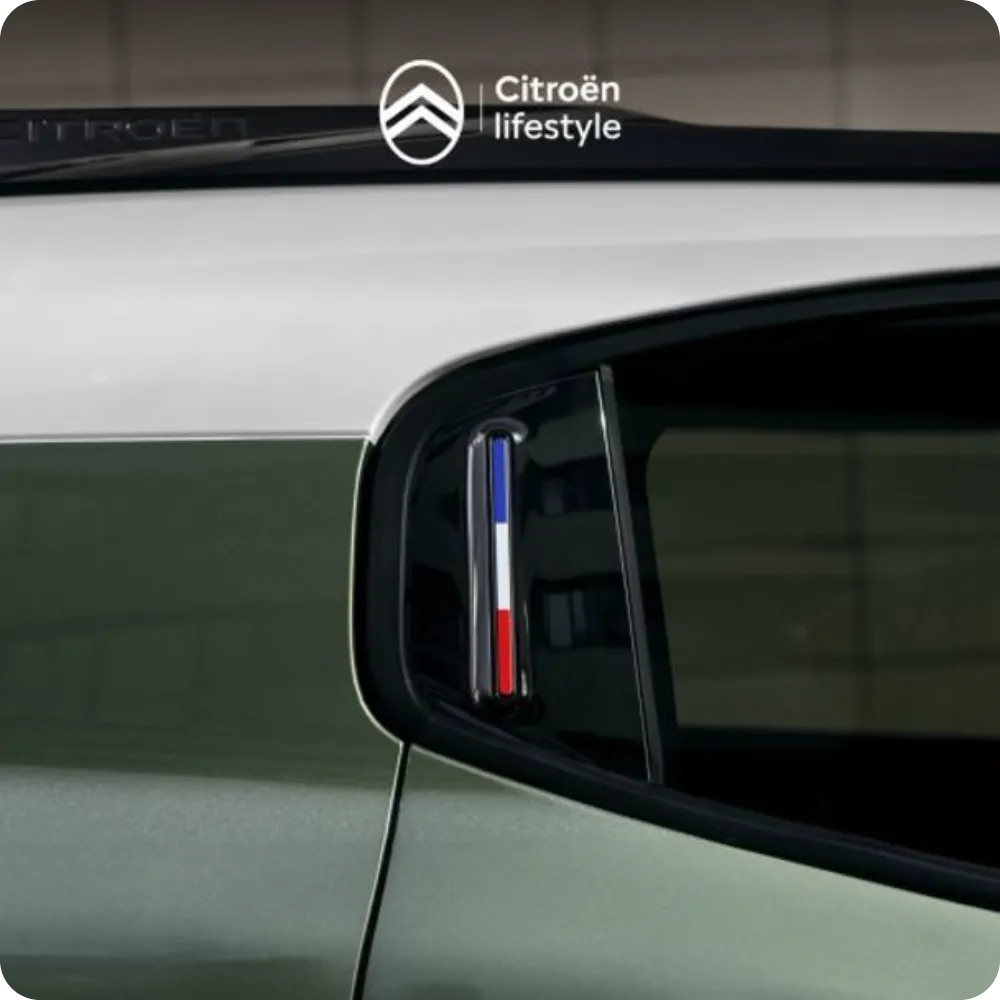 Close-up exterieurweergave van Citroën C3 Aircross Color Clips met aanpasbare accenten voor stijlvol, expressief en betaalbaar ontwerp.
