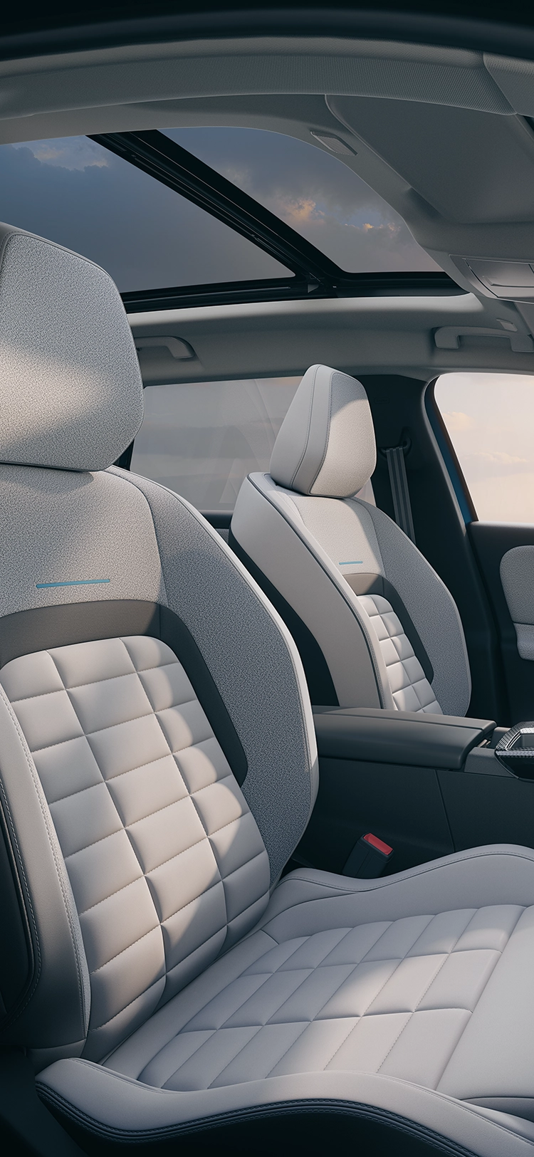 Zijdelings interieurzicht van de Citroën C5 Aircross Emeraude met Citroën Advanced Comfort-zetels en de praktische veelzijdigheid van een ruime gezins-SUV