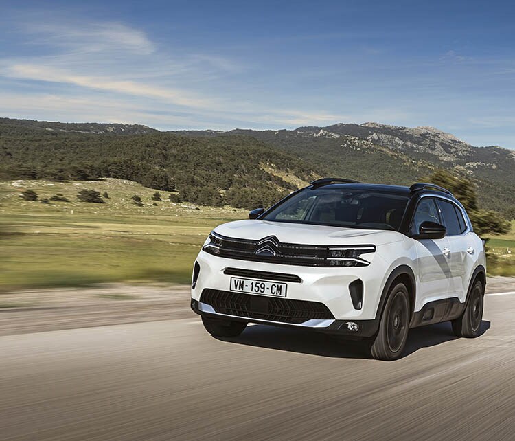 Caractéristiques hybride et hybride rechargeable de C5 Aircross